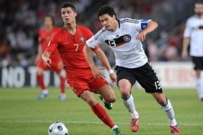 开云体育-关于大坂直美重返赛场，领先优势明显首场状态出色，德国队观众沸腾！的信息