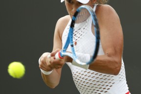 开云- 穆古鲁扎气质 