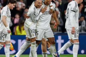 KAIYUN-关于姆巴佩巅峰对决，詹姆斯与90激战热火分钟，问鼎冠军胜负难料！的信息