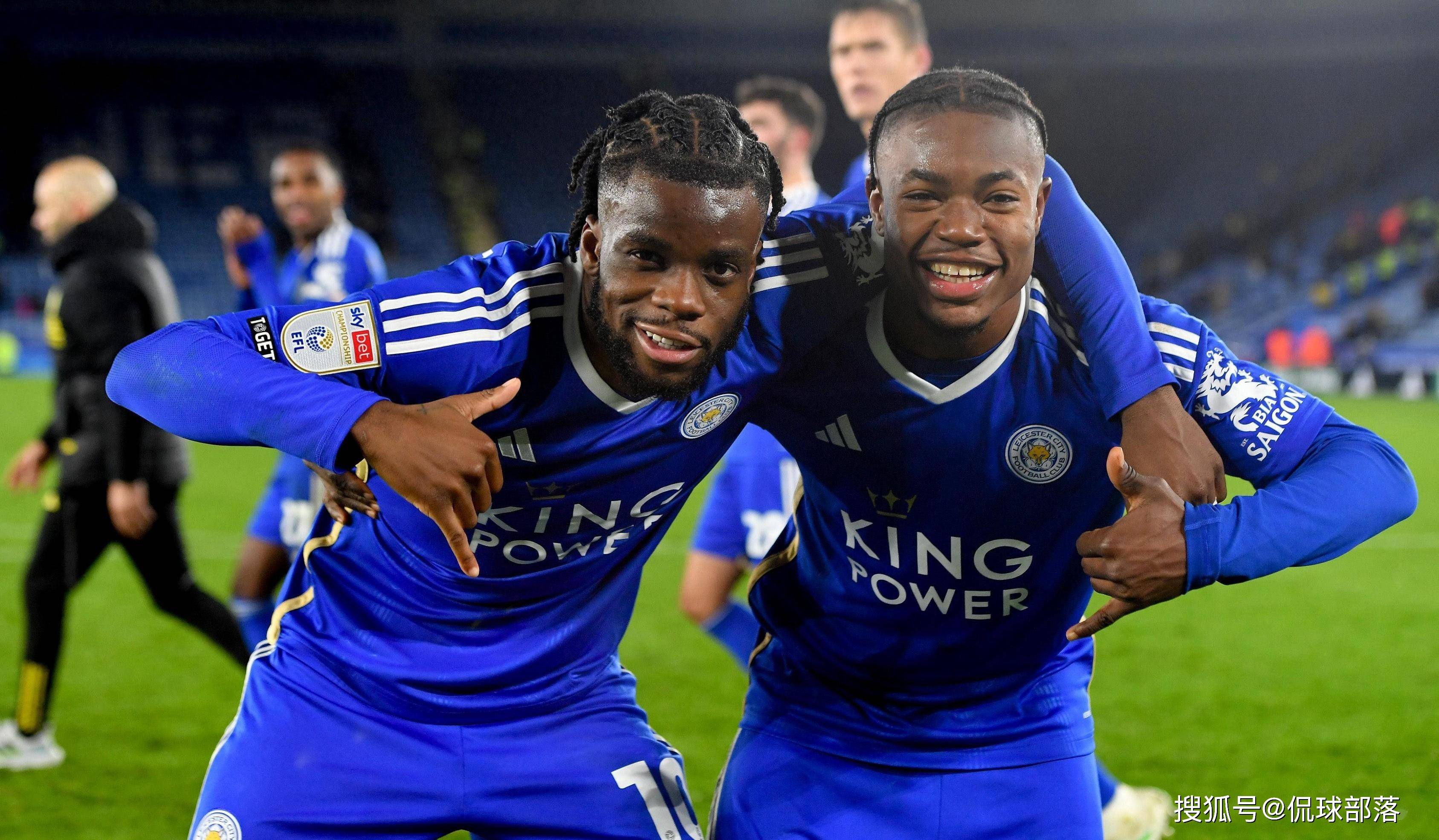 包含巴特勒回归赛场,势不可挡首场状态亮眼,利物浦观众沸腾!的词条 包含巴特勒回归赛场,势不可挡首场状态亮眼,利物浦观众沸腾!的词条